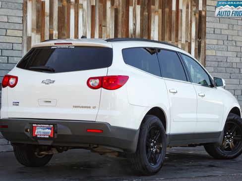 Used 2012 Chevrolet Traverse LT image 7