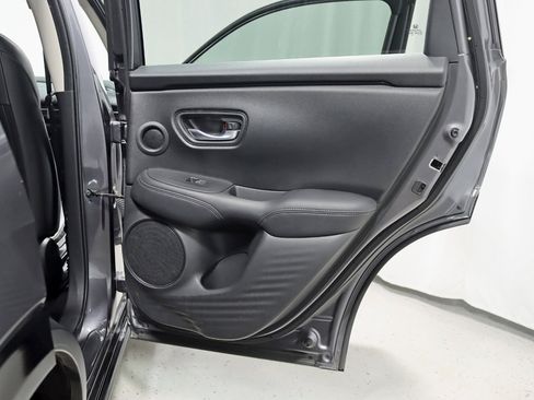Used 2024 Honda HR-V EX-L image 32