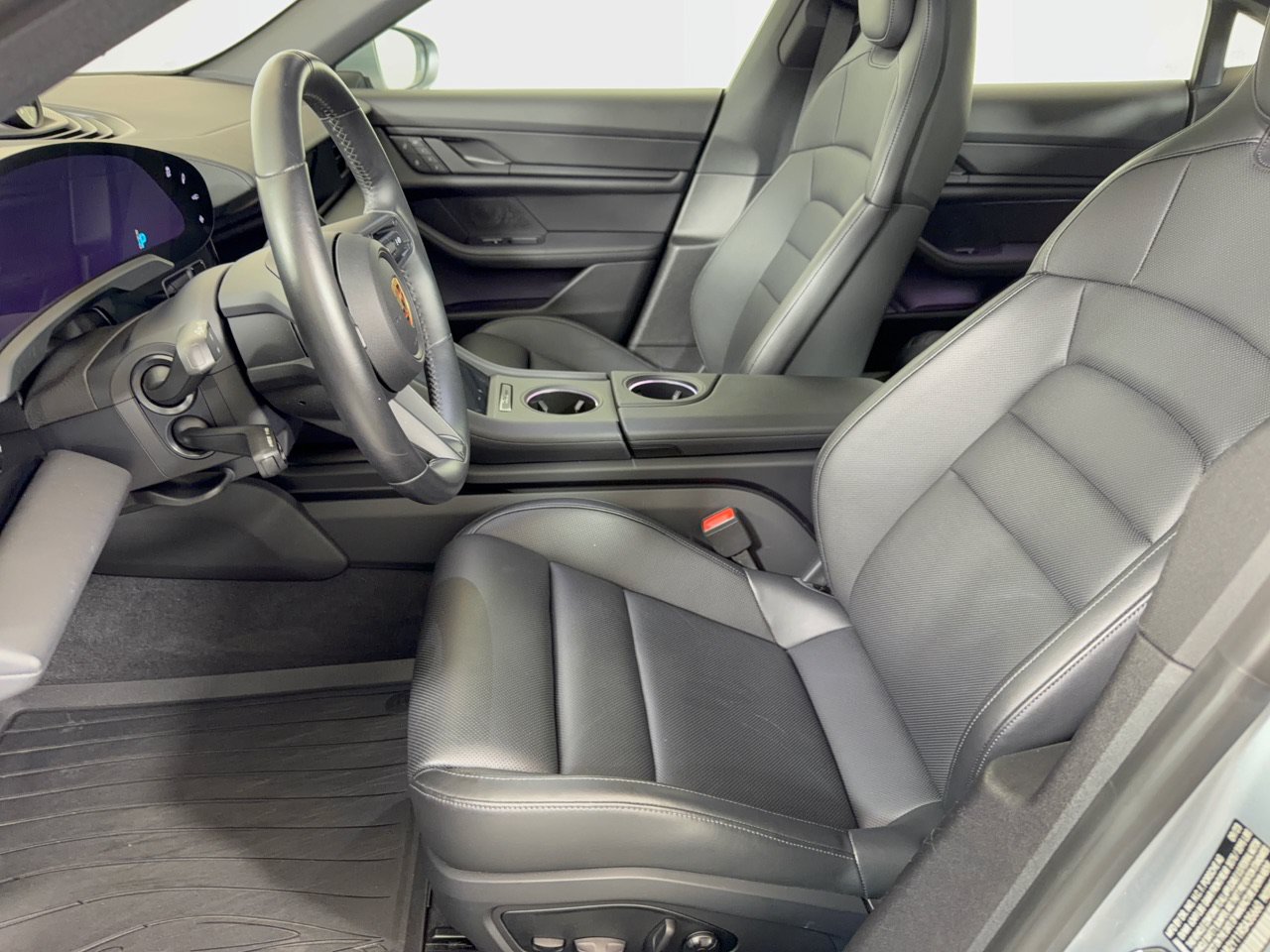 Certified 2024 Porsche Taycan 4S AWD/4WD image 5