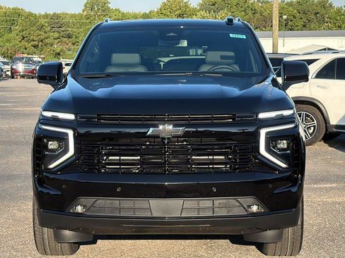 New 2026 Chevrolet Suburban RST w/ Comfort Package AWD/4WD image 2
