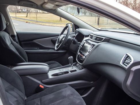 Used 2020 Nissan Murano S image 21