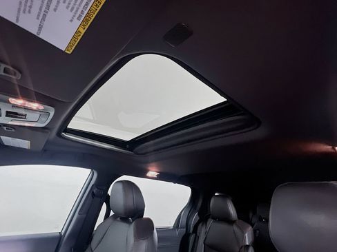 Used 2023 Toyota Sienna XSE w/ XSE Plus Package AWD/4WD image 22