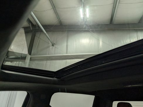 Used 2024 GMC Sierra 2500 Denali Ultimate image 31