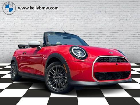 Used 2025 MINI Cooper S FWD image 1