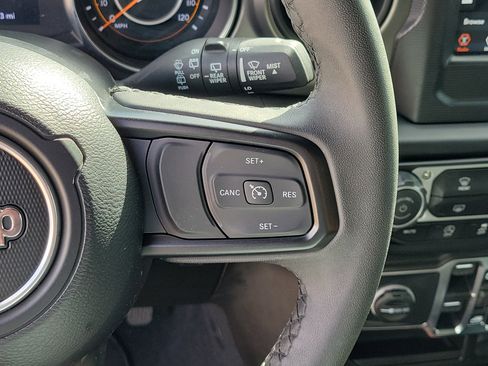 Used 2023 Jeep Wrangler Unlimited Sport image 24