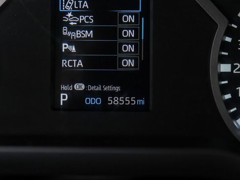 Used 2022 Toyota Tundra SR5 w/ SR5 Convenience Package image 15