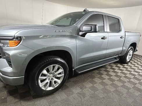 Used 2026 Chevrolet Silverado 1500 Custom AWD/4WD image 7