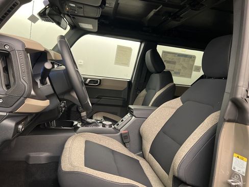 New 2025 Ford Bronco Big Bend image 28