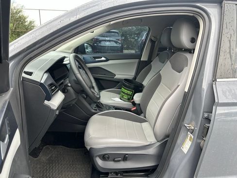 Used 2022 Volkswagen Taos SE w/ IQ.Drive SE Package AWD/4WD image 16