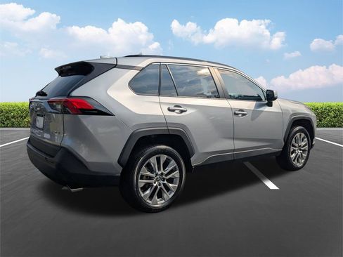 Certified 2023 Toyota RAV4 XLE Premium FWD image 5