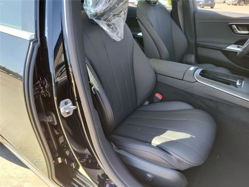 New 2026 Mercedes-Benz E 350 4MATIC Sedan image 12