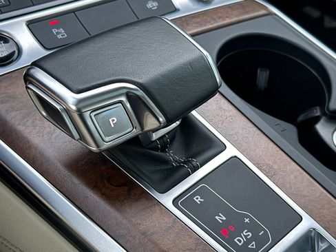 Used 2022 Audi A6 Premium Plus w/ Premium Plus Package image 25