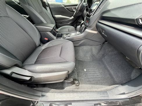 Used 2019 Subaru Forester Premium AWD/4WD image 28