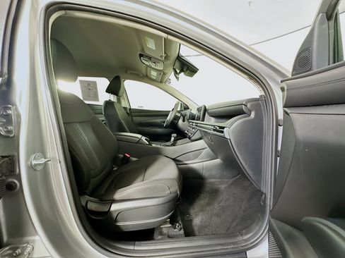 Used 2025 Hyundai Tucson SEL FWD image 32