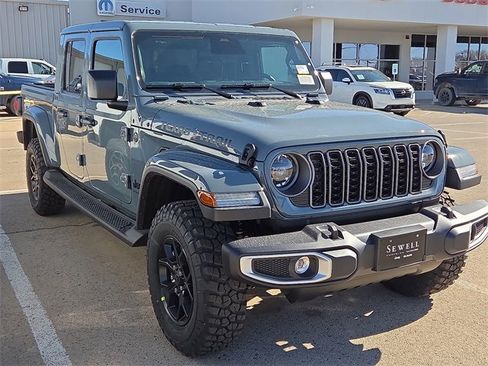 New 2026 Jeep Gladiator Sport image 5