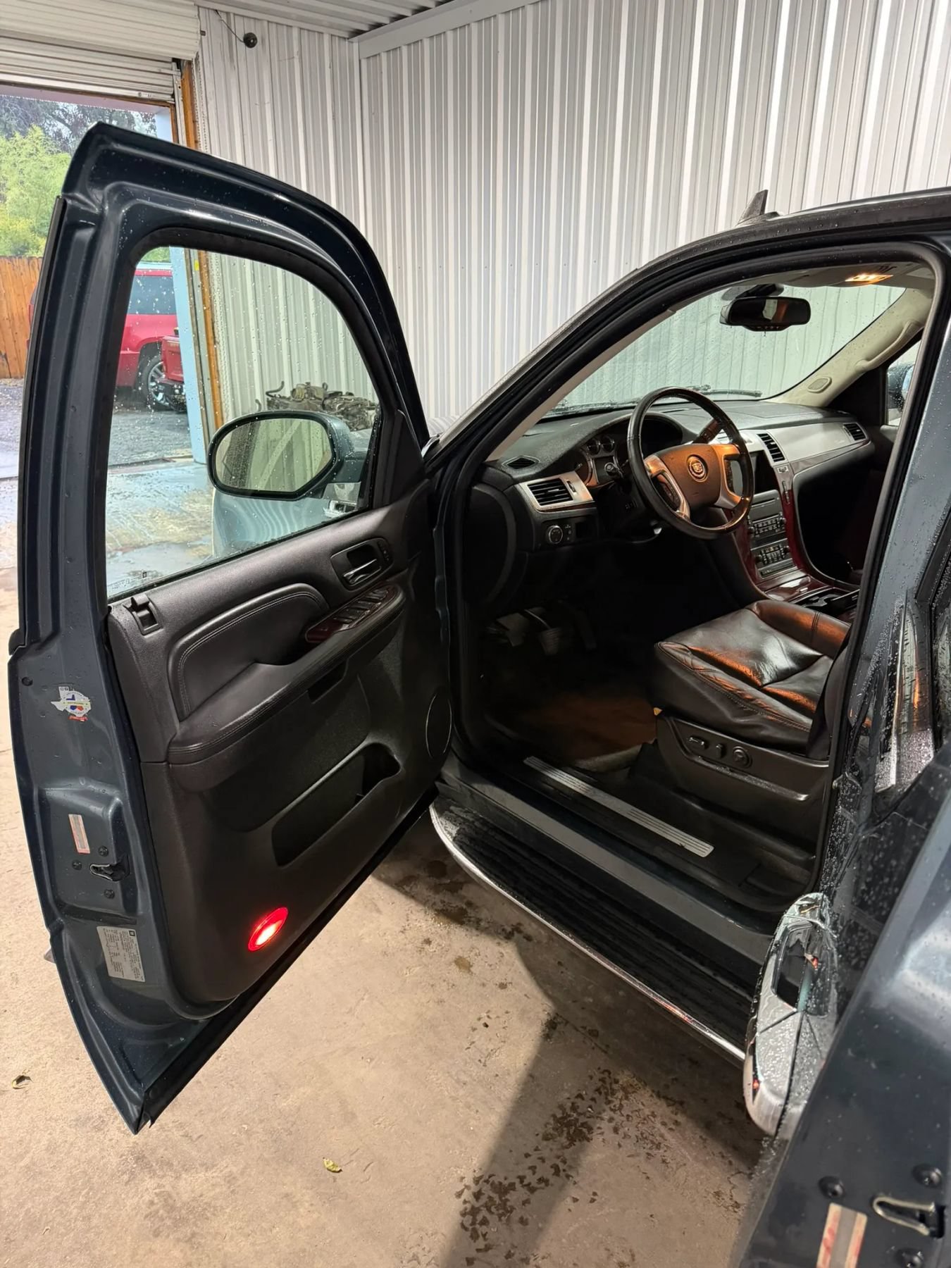 Used 2009 Cadillac Escalade 2WD image 8