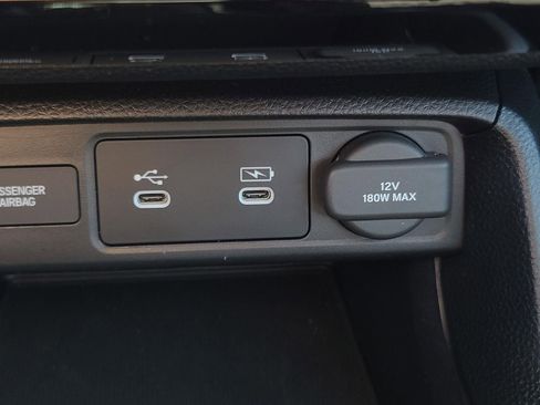 Used 2025 Honda Civic LX image 25