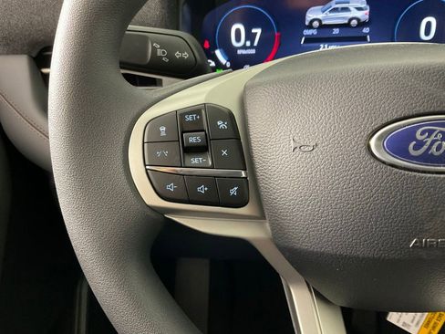 New 2026 Ford Explorer Active RWD image 25