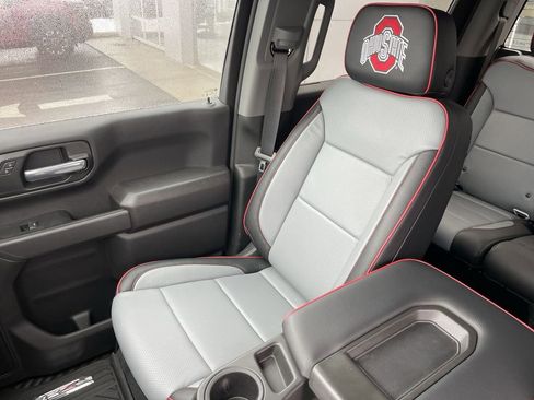 New 2025 Chevrolet Silverado 1500 Custom Trail Boss w/ LPO, Dark Essentials Package image 21