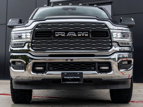 Used 2019 RAM 3500 Limited AWD/4WD image 4