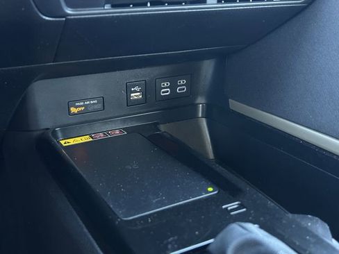 Certified 2025 Toyota Camry LE image 21