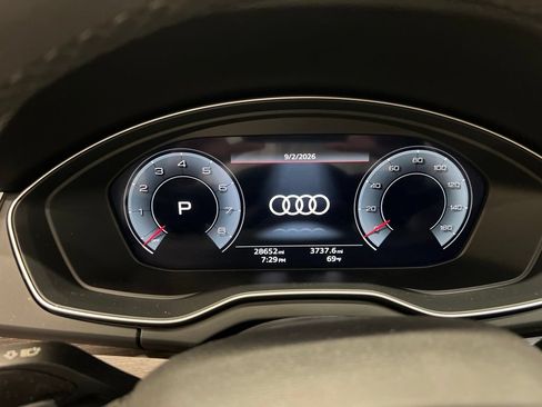 Used 2024 Audi Q5 2.0T Premium Plus w/ Premium Plus Package AWD/4WD image 2