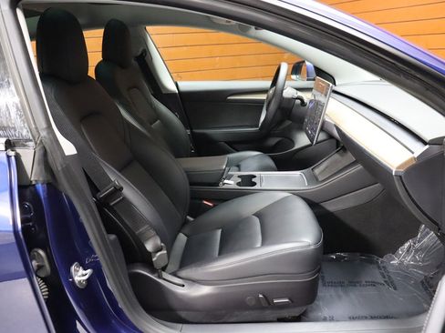 Used 2023 Tesla Model 3 Standard Range image 57