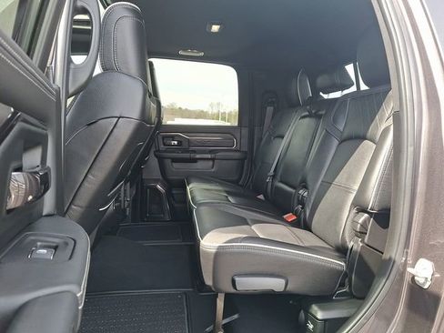 Used 2025 RAM 3500 Limited image 10