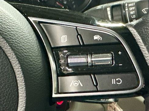Used 2023 Kia Forte LXS FWD image 10