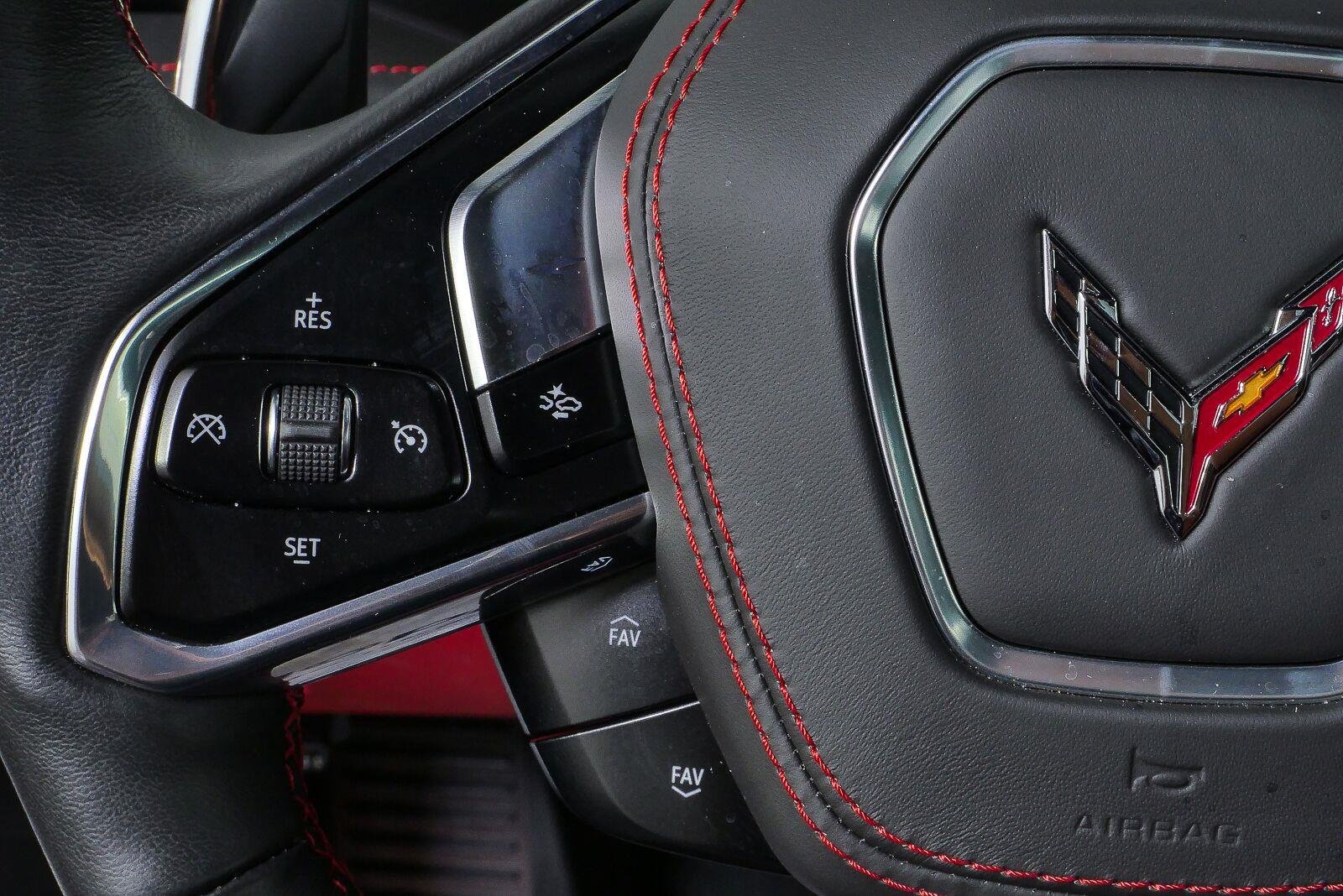 Used 2026 Chevrolet Corvette Stingray Premium Conv w/ Z51 Performance Package RWD image 11