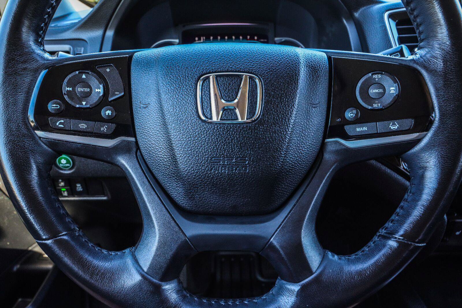 Used 2019 Honda Pilot Touring image 14