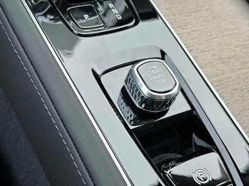 New 2026 Volvo XC90 B5 Plus w/ Protection Package Premier image 22