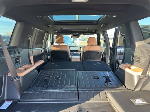 Certified 2025 Hyundai Santa Fe Limited image 36