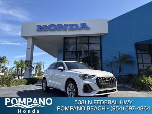 Used 2022 Audi Q3 2.0T Premium w/ Convenience Package image 1