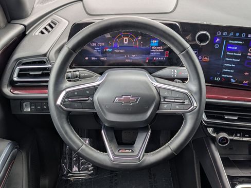 Used 2024 Chevrolet Traverse Z71 w/ LPO, Cargo Package AWD/4WD image 13
