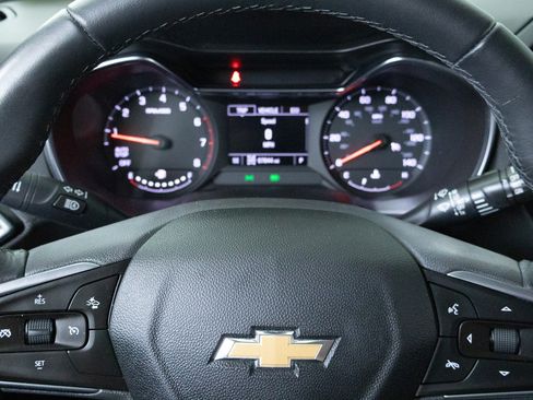 Used 2021 Chevrolet TrailBlazer LT w/ Premium Seating Package AWD/4WD image 16