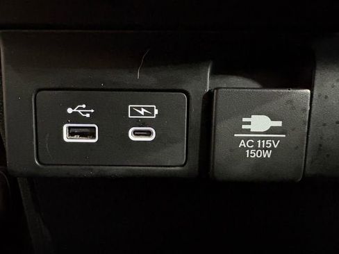 Used 2025 Honda Odyssey Touring image 19