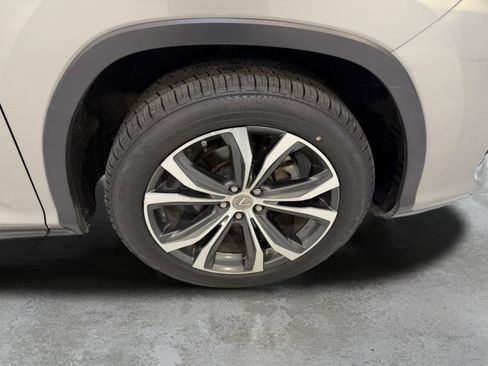 Used 2017 Lexus RX 350 FWD w/ Premium Package image 6