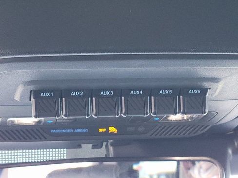 New 2025 Ford Bronco Badlands w/ Sasquatch Package image 10