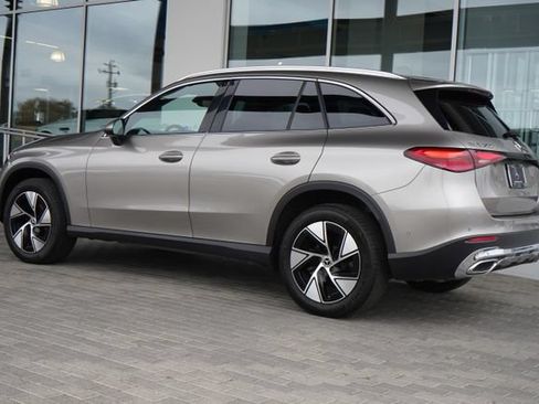 Certified 2024 Mercedes-Benz GLC 300 image 6