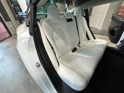 Used 2021 Tesla Model 3 Long Range AWD/4WD image 5