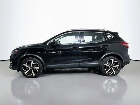 Used 2020 Nissan Rogue Sport SL w/ Premium Package FWD image 4