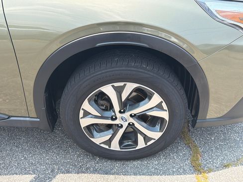 Used 2020 Subaru Outback Limited w/ Popular Package #2 AWD/4WD image 13