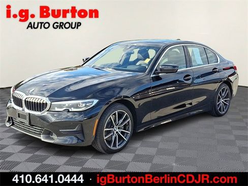 Used 2021 BMW 330i xDrive Sedan w/ Premium Package image 3