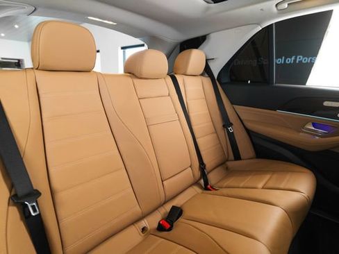 New 2026 Mercedes-Benz GLE 580 4MATIC image 35