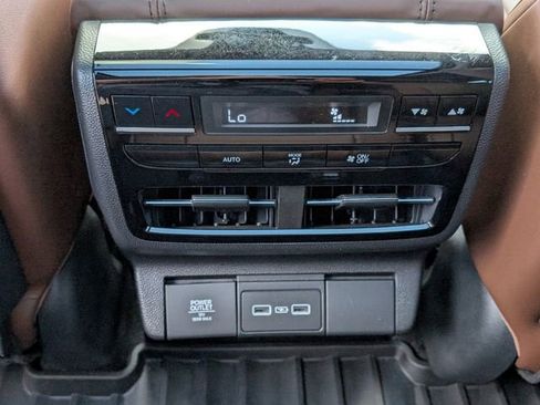 Used 2024 Acura MDX FWD w/ Technology Package image 14