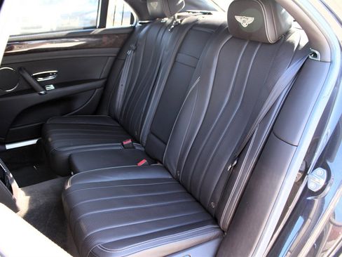 Used 2015 Bentley Flying Spur W12 image 23