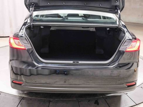 Used 2025 Toyota Camry LE w/ Convenience Package image 26