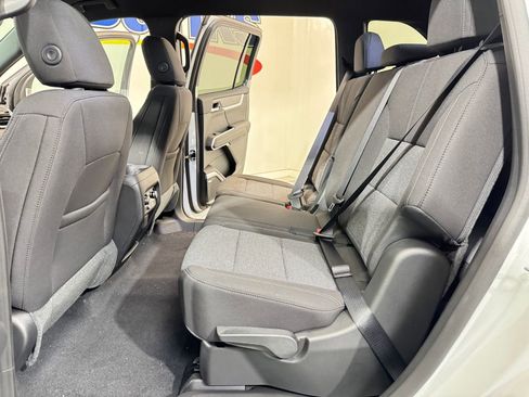 New 2026 GMC Acadia Elevation image 10