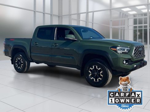 Used 2022 Toyota Tacoma TRD Off-Road AWD/4WD image 8
